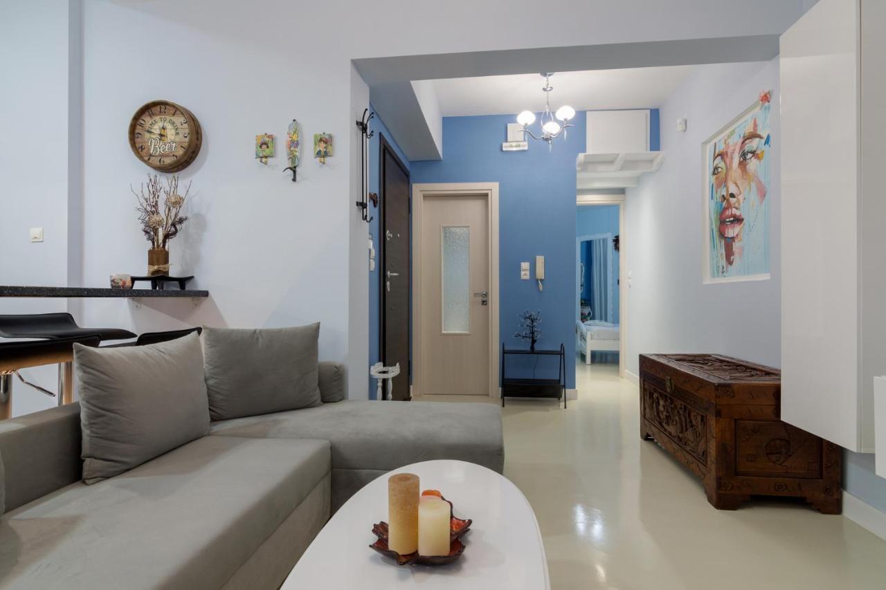 Wonderful Renovated Apartment With Private Patio Athen Eksteriør bilde